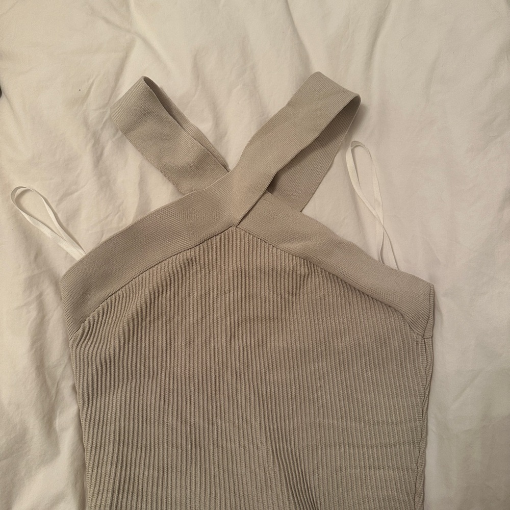Aritzia Babaton Knit Crop